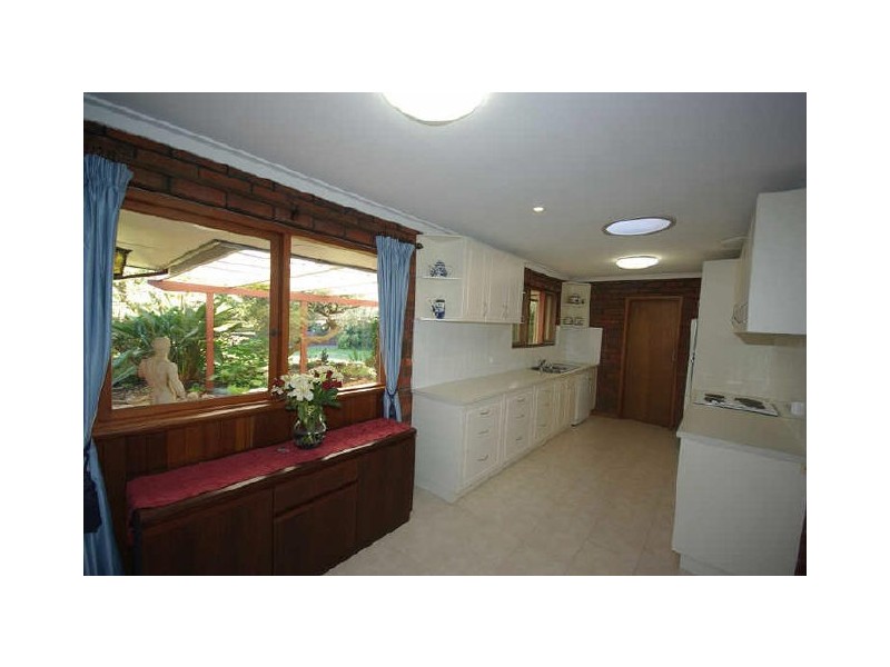 5 Kirkdale Road, Kalamunda WA 6076