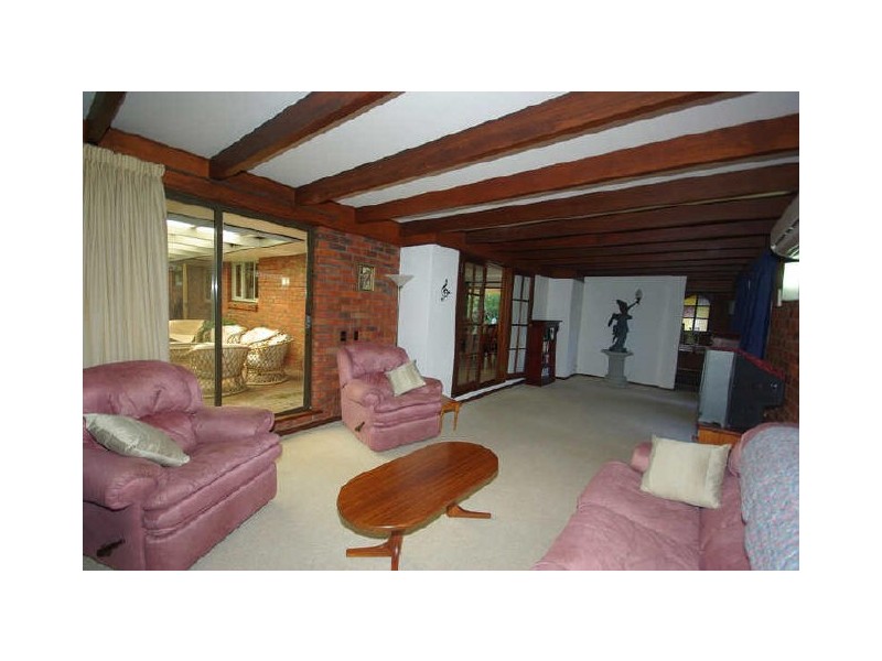 5 Kirkdale Road, Kalamunda WA 6076