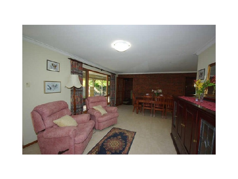 5 Kirkdale Road, Kalamunda WA 6076