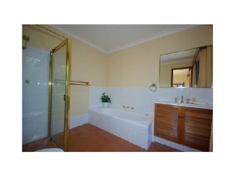 5 Kirkdale Road, Kalamunda WA 6076