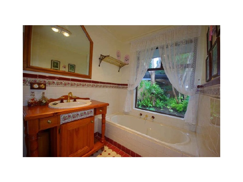 68 Valcan Road, Orange Grove WA 6109