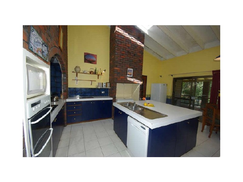 101 Kalamunda Road, Kalamunda WA 6076