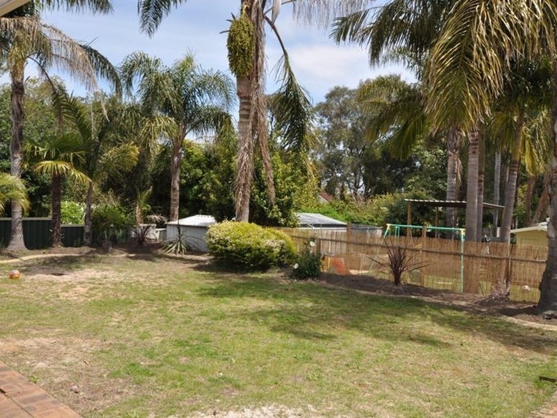 39 Wilkins Road, Kalamunda WA 6076