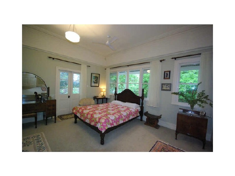 Gooseberry Hill WA 6076