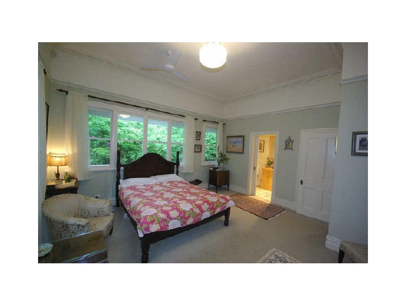 Gooseberry Hill WA 6076