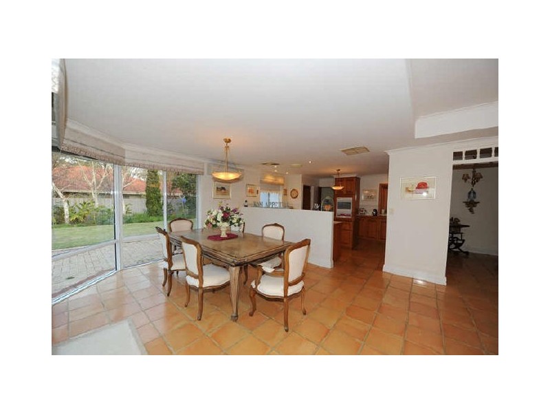 22 Balmoral Road, Gooseberry Hill WA 6076