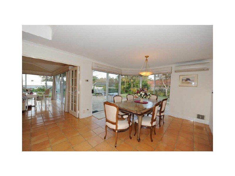 22 Balmoral Road, Gooseberry Hill WA 6076