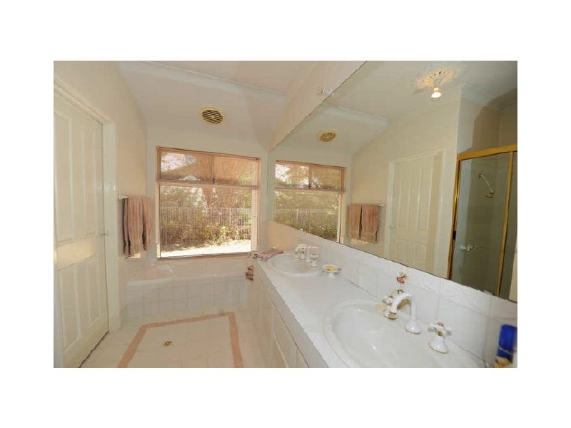 22 Balmoral Road, Gooseberry Hill WA 6076