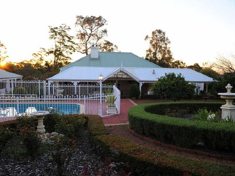 176 Williams Street, Gooseberry Hill WA 6076