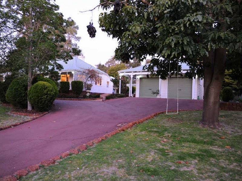 176 Williams Street, Gooseberry Hill WA 6076