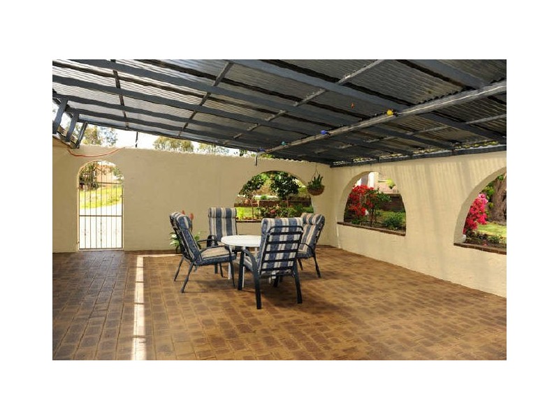 6 Willara Road, Gooseberry Hill WA 6076