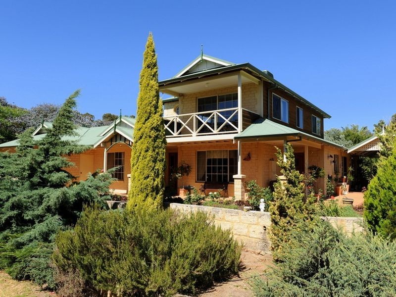 20 Christina Place, Lesmurdie WA 6076