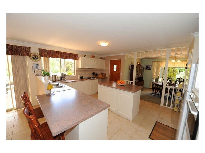 20 Christina Place, Lesmurdie WA 6076