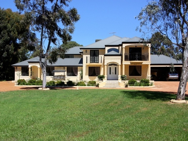 1660 Katharine Street, Helena Valley WA 6056