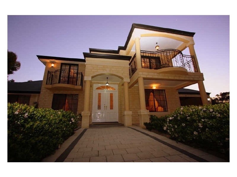 1660 Katharine Street, Helena Valley WA 6056