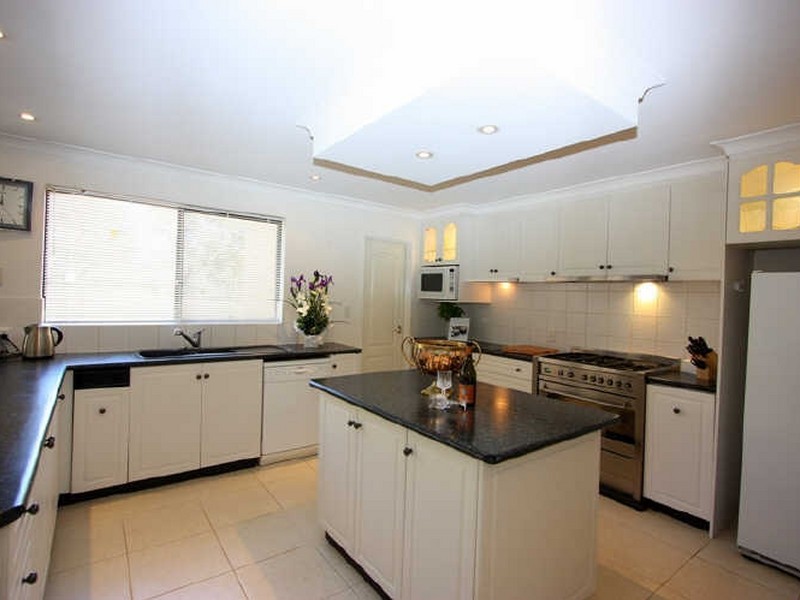 1660 Katharine Street, Helena Valley WA 6056