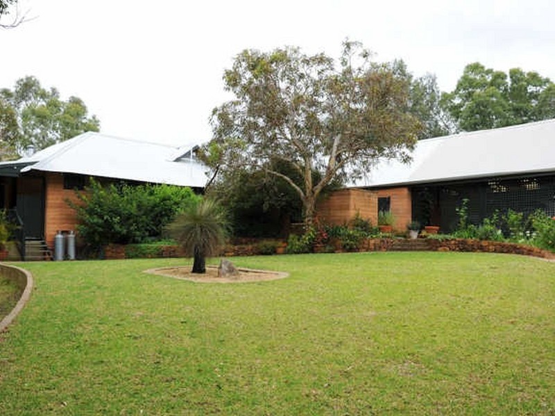 225 Hartfield Road, Forrestfield WA 6058