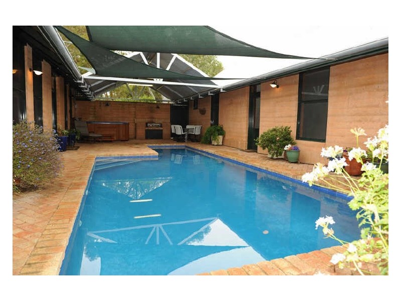 225 Hartfield Road, Forrestfield WA 6058