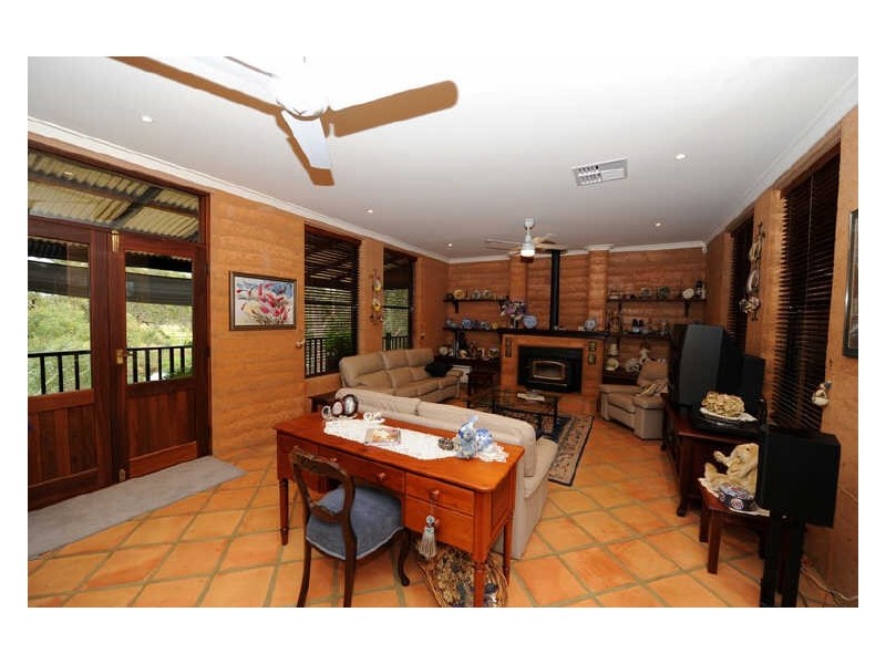 225 Hartfield Road, Forrestfield WA 6058