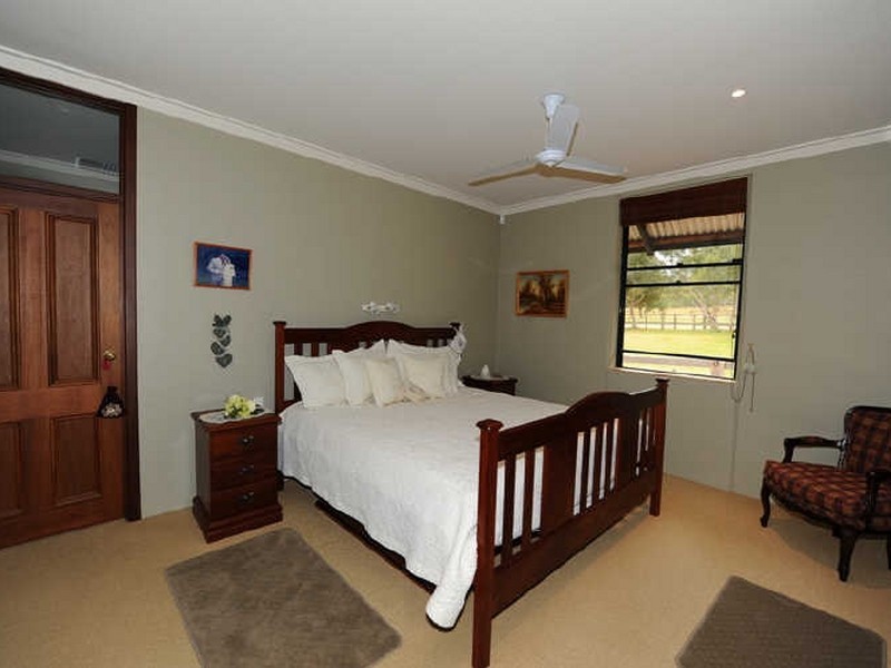 225 Hartfield Road, Forrestfield WA 6058