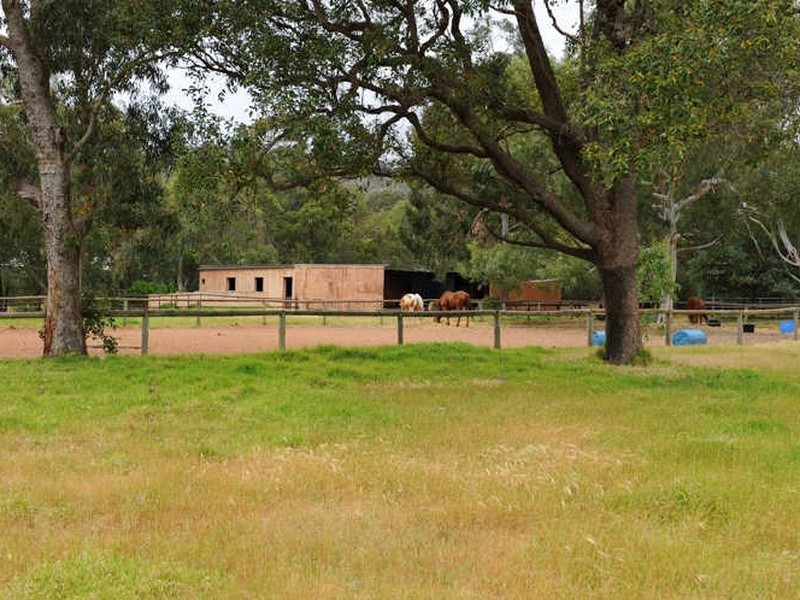 225 Hartfield Road, Forrestfield WA 6058