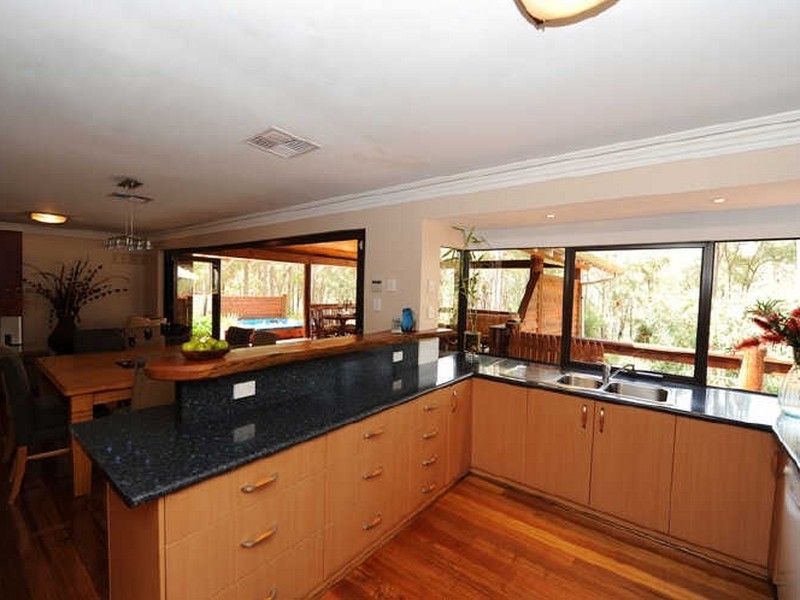 109 Kawina Road, Bickley WA 6076