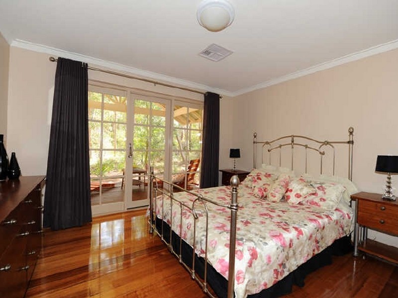 109 Kawina Road, Bickley WA 6076