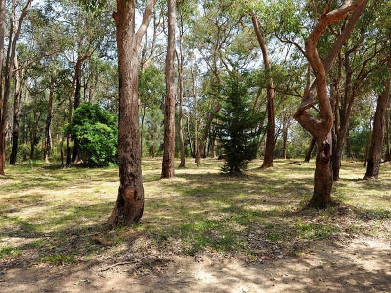 109 Kawina Road, Bickley WA 6076