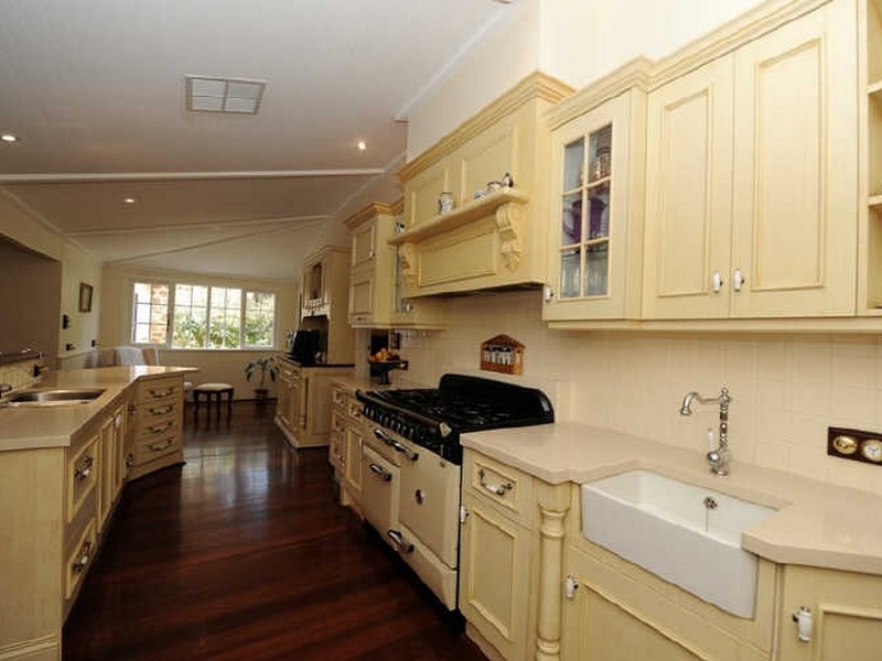 28 Wheelwright Road, Lesmurdie WA 6076