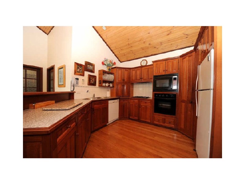 Gooseberry Hill WA 6076