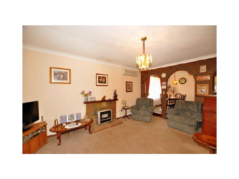 4 Bulla Street, Lesmurdie WA 6076