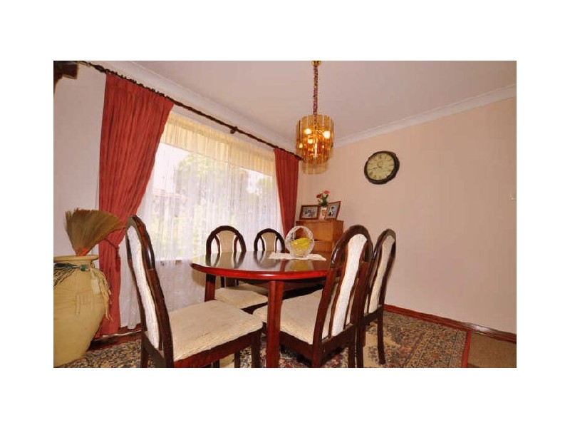 4 Bulla Street, Lesmurdie WA 6076