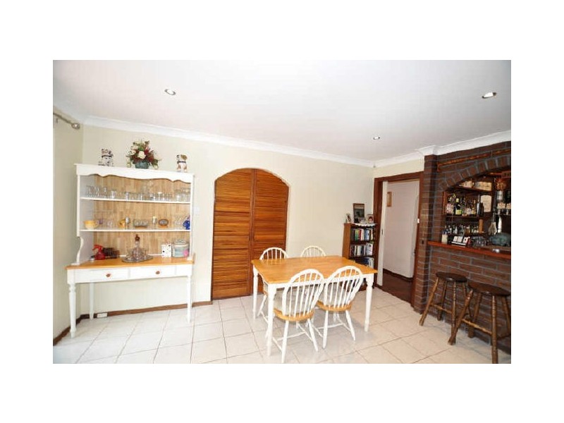 4 Bulla Street, Lesmurdie WA 6076