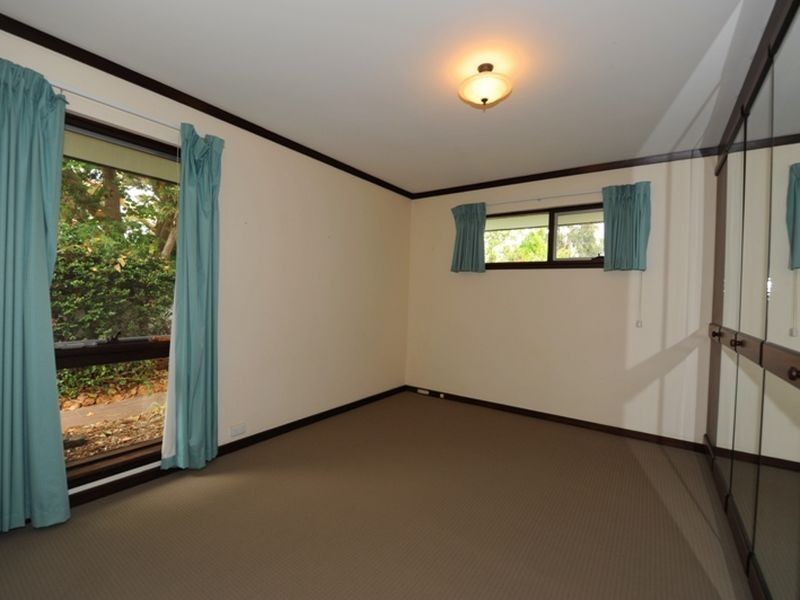 25 Yorna Road, Kalamunda WA 6076