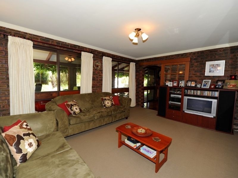 20 Gwynne Place, Roleystone WA 6111