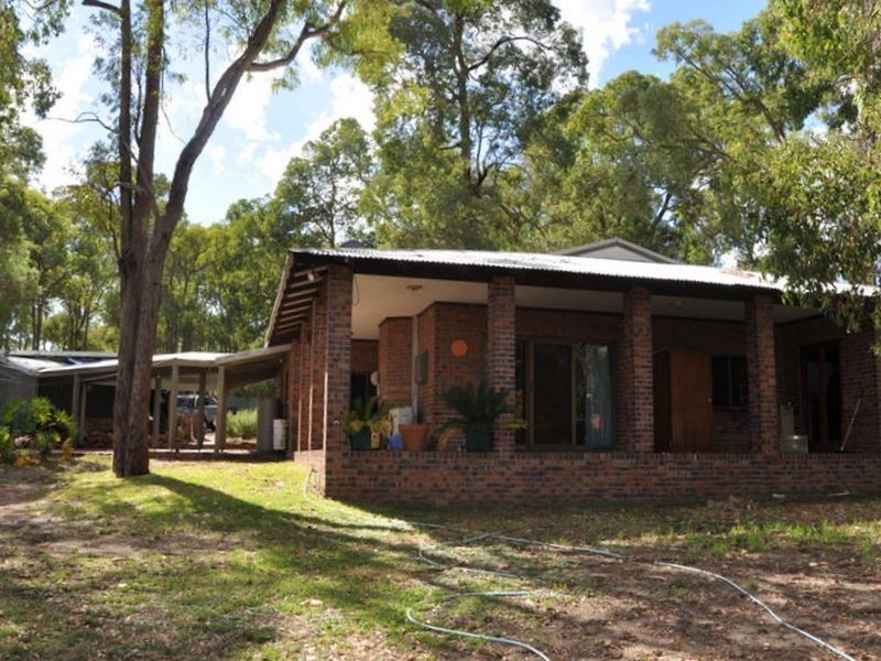 9 Kardan Close, Mount Helena WA 6082