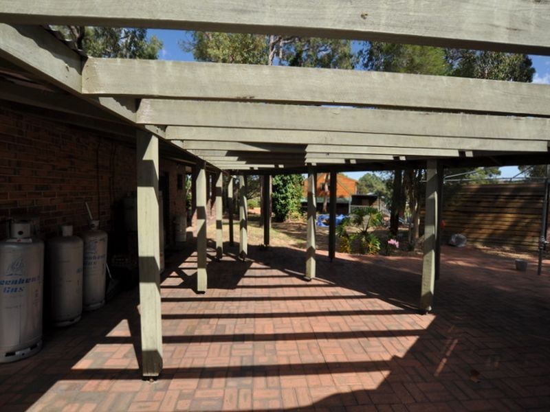 9 Kardan Close, Mount Helena WA 6082