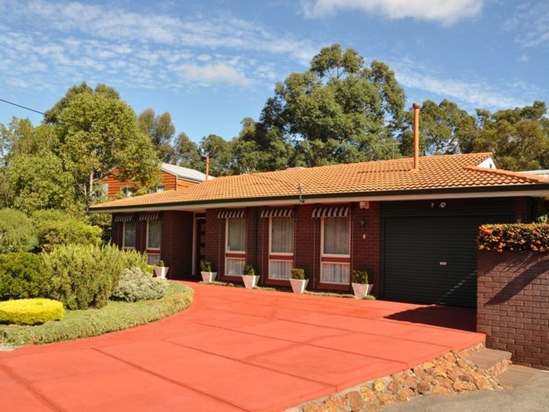 6 Binya Court, Kalamunda WA 6076