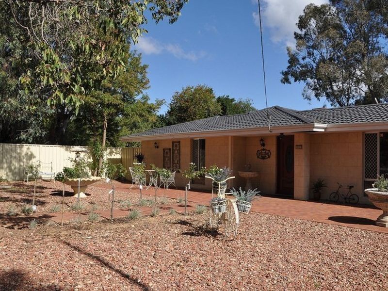 51 Wilkins Road, Kalamunda WA 6076