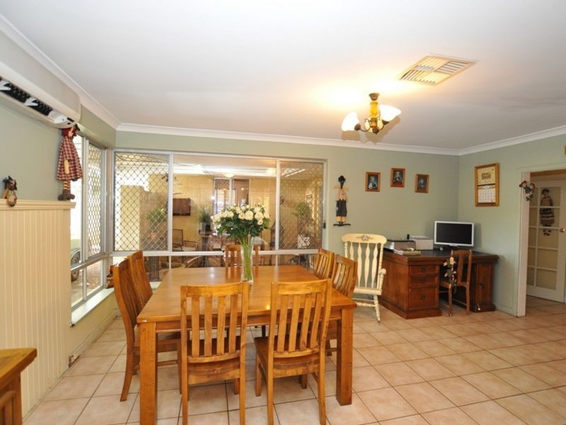 51 Wilkins Road, Kalamunda WA 6076