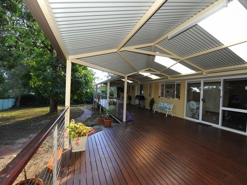 11 Petunia Street, Kalamunda WA 6076