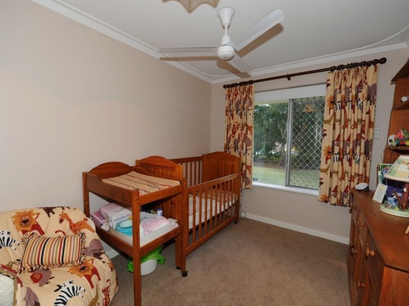 11 Petunia Street, Kalamunda WA 6076