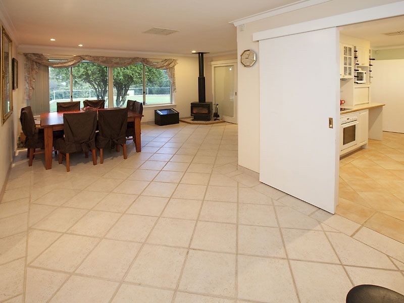 61 Betti Road, Kalamunda WA 6076