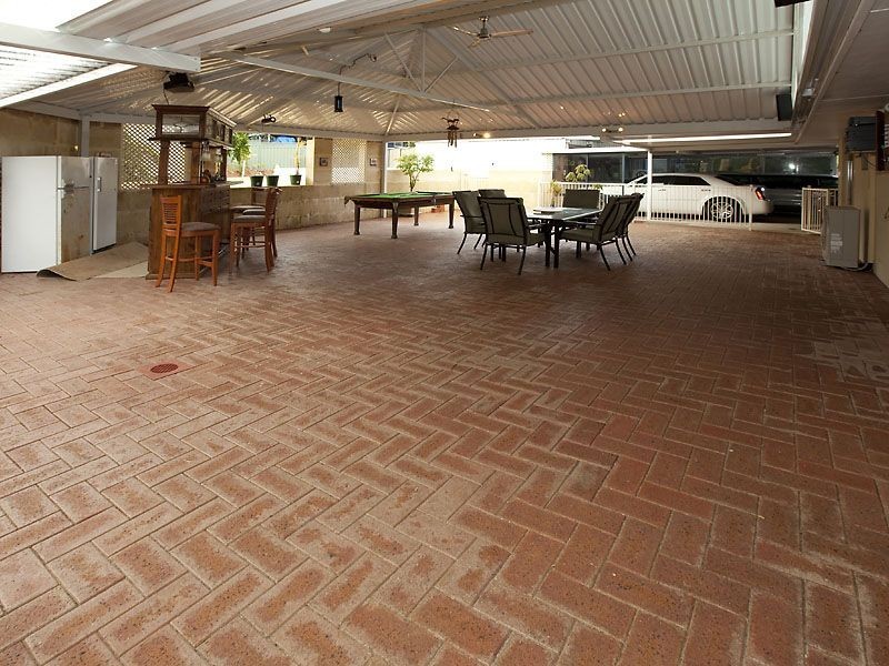 61 Betti Road, Kalamunda WA 6076