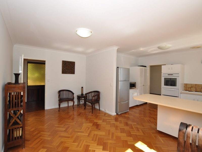 8 Tregenna Place, Gooseberry Hill WA 6076