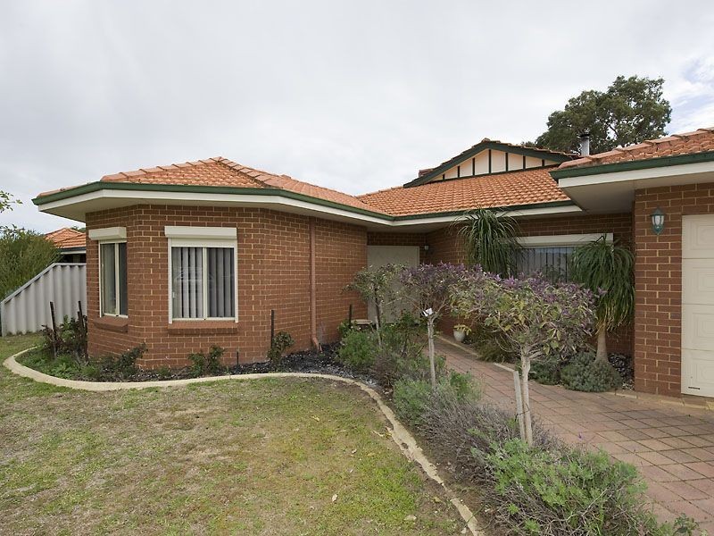2 Littlefield Road, High Wycombe WA 6057