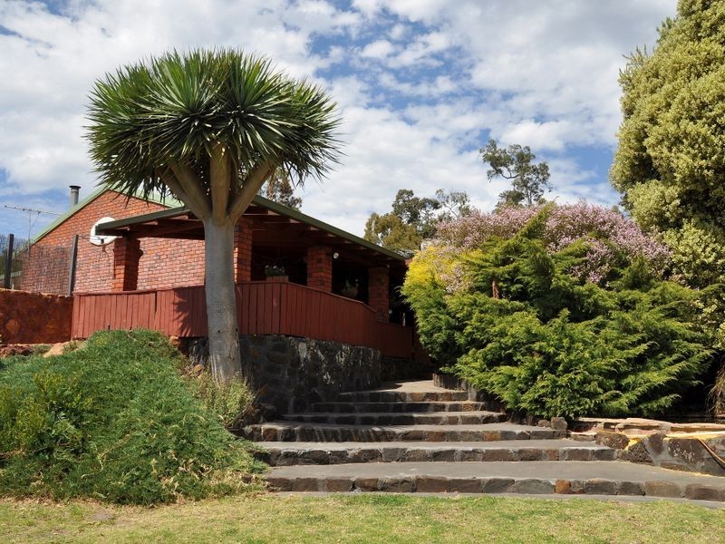 4 Neave Street, Pickering Brook WA 6076