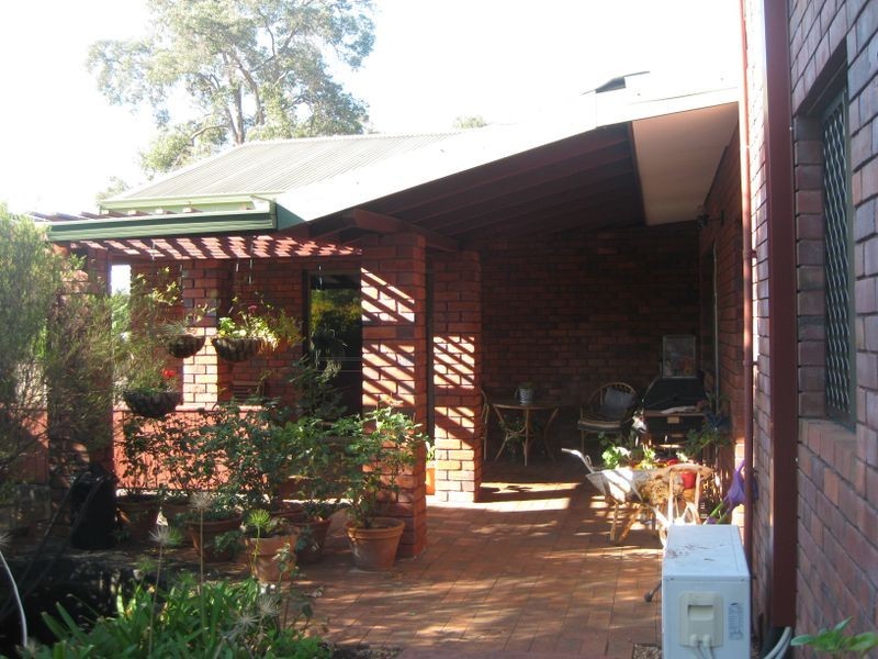 4 Neave Street, Pickering Brook WA 6076