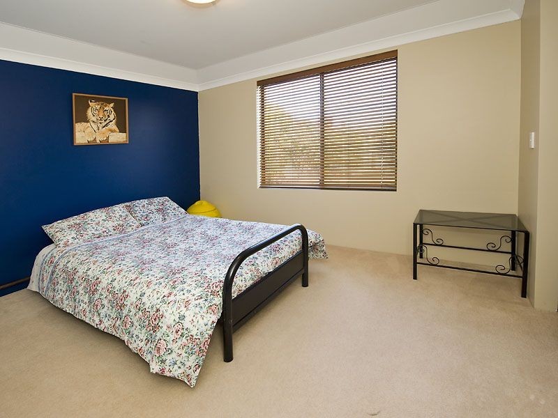 16 Upwood Circle, High Wycombe WA 6057