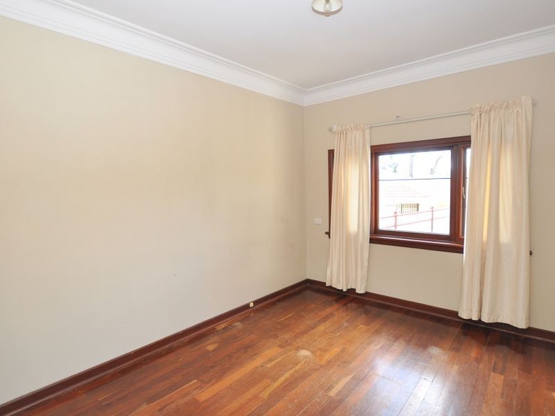 29 Lyndhurst Road, Kalamunda WA 6076